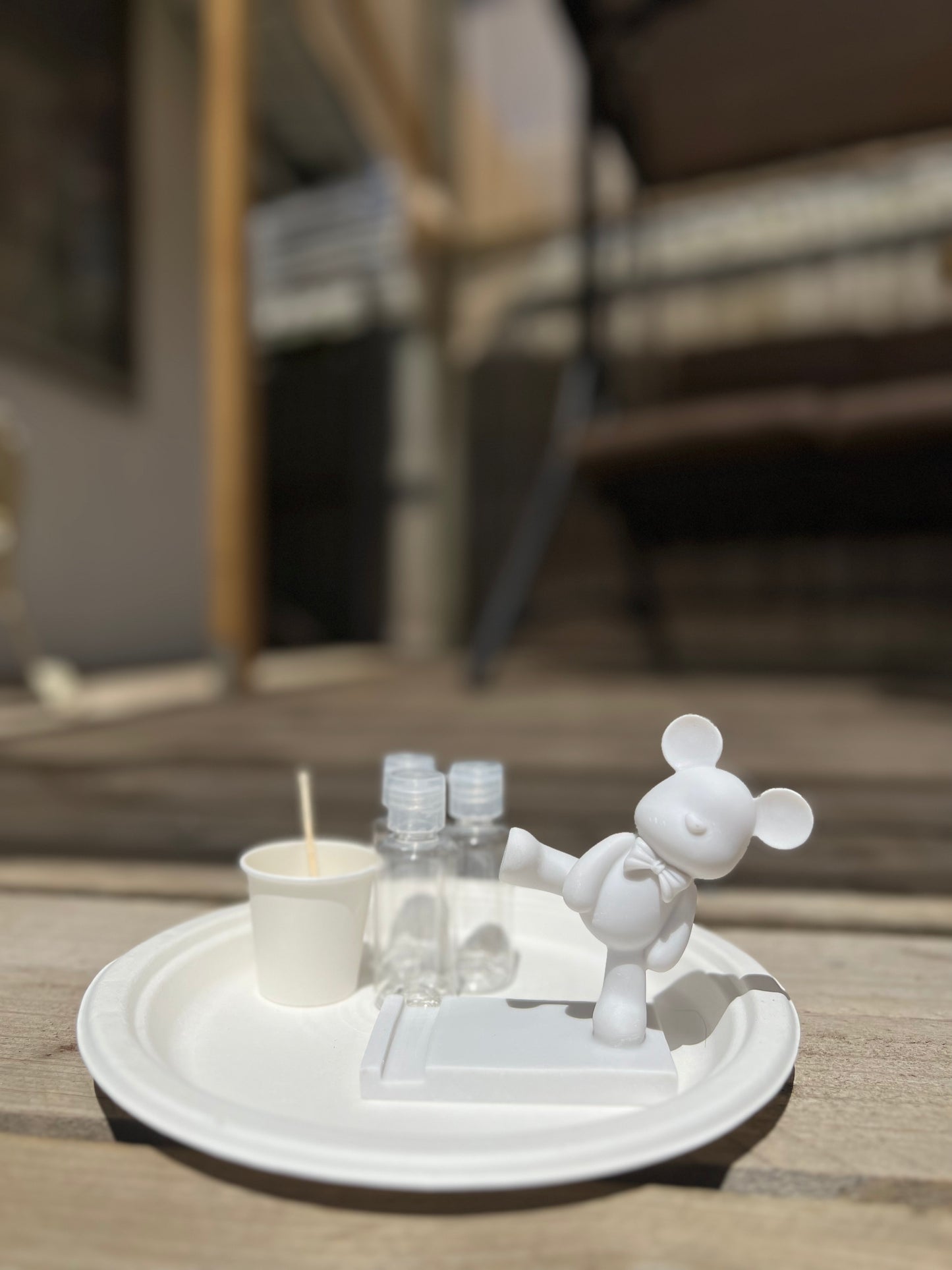 Kicking Bear Phone Stand Drip Kit